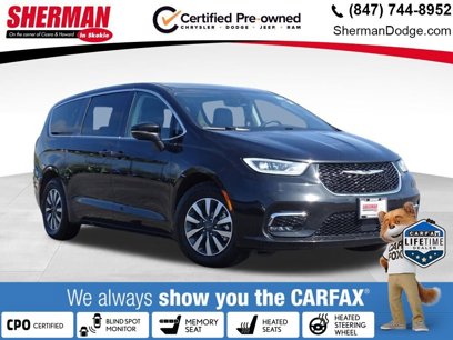 Used 2023 Chrysler Pacifica Touring-L