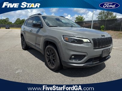 Used 2023 Jeep Cherokee Altitude Lux