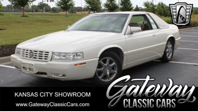Used 2002 Cadillac Eldorado Touring w/ Preffered Equipment Group