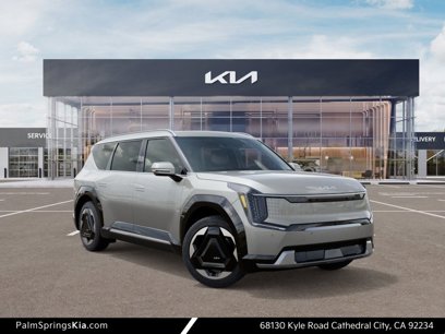 New 2026 Kia EV9 Land