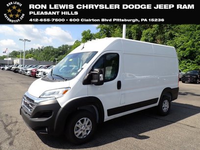 New 2025 RAM ProMaster 2500 w/ Quick Order Package 22G SLT
