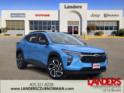 Used 2025 Chevrolet Trax RS w/ Sunroof Package