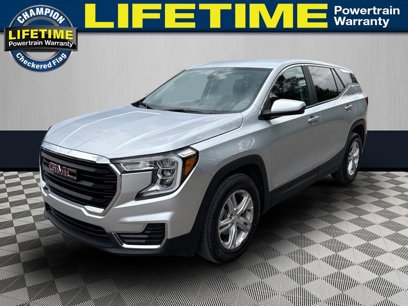 Used 2022 GMC Terrain SLE w/ LPO, Floor Liner Package