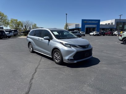 Used 2023 Toyota Sienna XLE