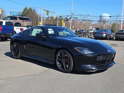 New 2025 Nissan Z Performance w/ Floor Mat Package