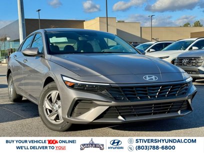 Certified 2025 Hyundai Elantra SE