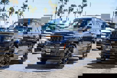 New 2025 Jeep Grand Cherokee L Limited w/ Luxury Tech Group II