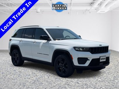 Used 2024 Jeep Grand Cherokee Altitude