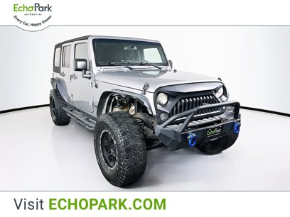 Used 2015 Jeep Wrangler Unlimited Rubicon w/ Connectivity Group