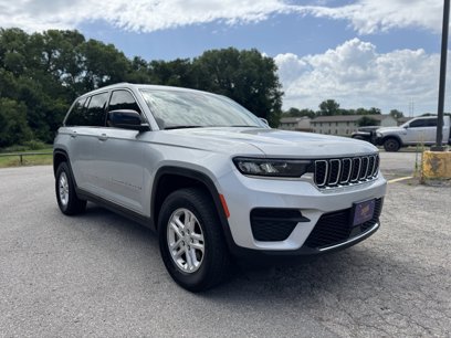 Used 2024 Jeep Grand Cherokee Laredo