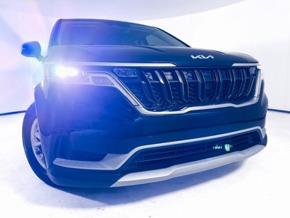 Certified 2023 Kia Carnival LX