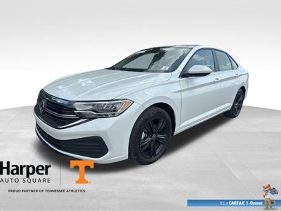 Used 2023 Volkswagen Jetta SE w/ Panoramic Sunroof Package