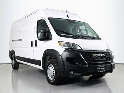 Used 2025 RAM ProMaster 2500 w/ Convenience Group