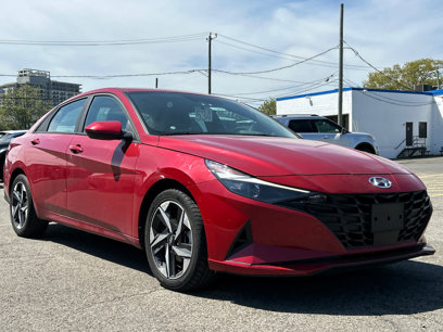 Used 2023 Hyundai Elantra SEL w/ Convenience Package