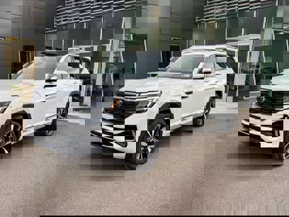 New 2025 Volkswagen Atlas SEL Premium R-Line
