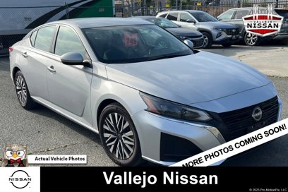 Used 2023 Nissan Altima 2.5 SV