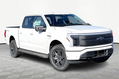 New 2023 Ford F150 Lightning XLT w/ Equipment Group 312A High