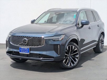 New 2025 Volvo XC90 T8 Plus w/ Protection Package Premier