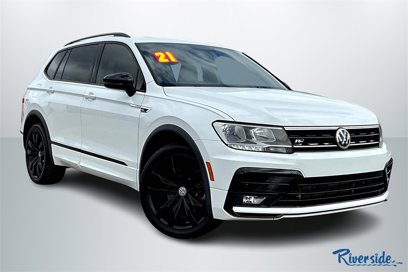 Used 2021 Volkswagen Tiguan SE R-Line