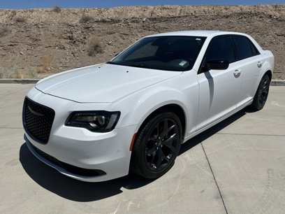 Used 2023 Chrysler 300 Touring w/ Safetytec Plus Group