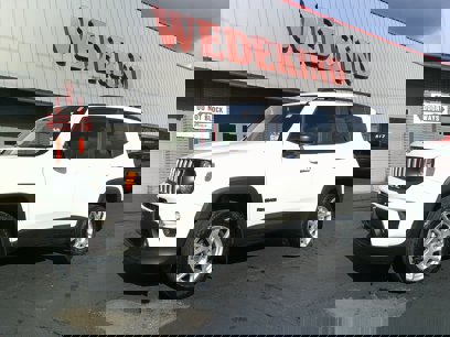 Used 2022 Jeep Renegade Latitude w/ Convenience Group