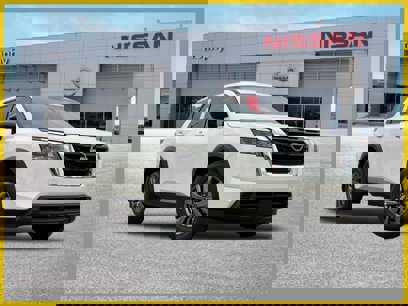 New 2025 Nissan Pathfinder S