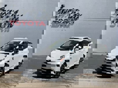 Certified 2021 Toyota Prius XLE