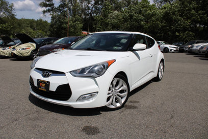 Used 2013 Hyundai Veloster w/ Style Pkg