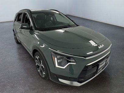 New 2025 Kia Niro SX Touring
