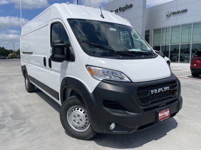New 2025 RAM ProMaster 2500 w/ Convenience Group