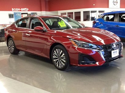 New 2024 Nissan Altima 2.5 SV w/ SV Premium Package
