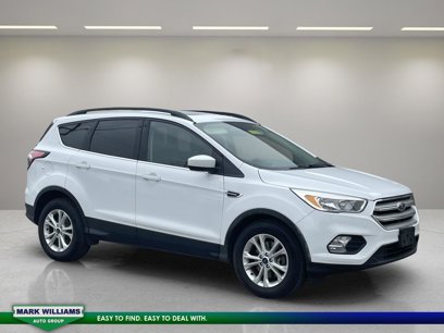 Used 2018 Ford Escape SE w/ SE Sync 3 Package