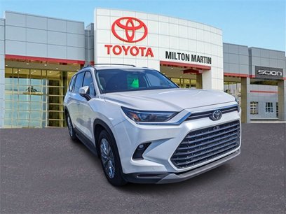 Used 2024 Toyota Grand Highlander Platinum