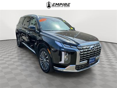 Used 2023 Hyundai Palisade Calligraphy w/ Winter Package