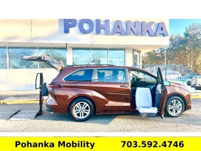 Used 2023 Toyota Sienna XLE