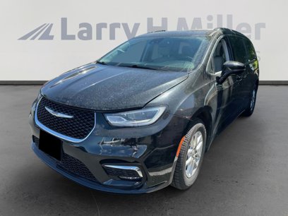 Used 2021 Chrysler Pacifica Touring-L