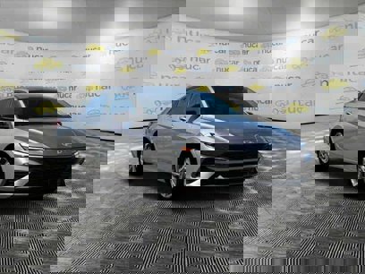 New 2025 Hyundai Elantra SEL