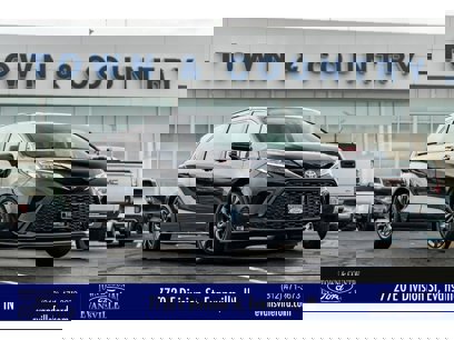 Used 2022 Toyota Sienna XSE w/ XSE Plus Package