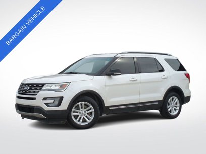 Used 2017 Ford Explorer XLT w/ Equipment Group 202A