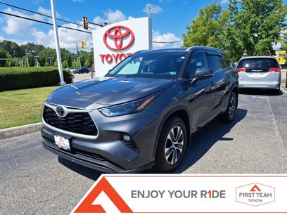 Used 2022 Toyota Highlander XLE