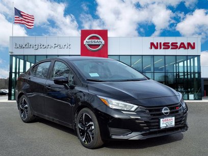 New 2025 Nissan Versa SR w/ Trunk Package