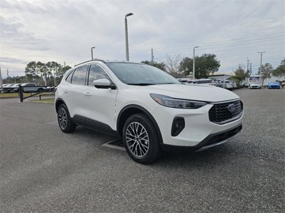 New 2025 Ford Escape SE w/ PHEV Premium Package