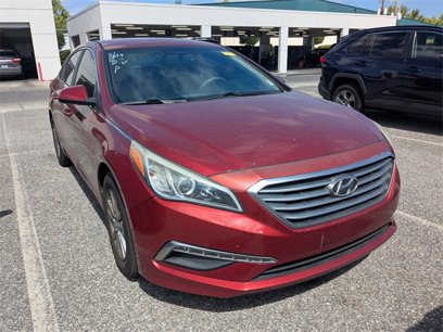 Used 2015 Hyundai Sonata SE w/ Option Group 09