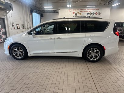 Used 2018 Chrysler Pacifica Limited