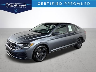 Certified 2024 Volkswagen Jetta SE w/ Panoramic Sunroof Package