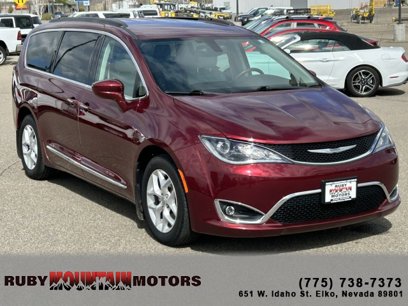 Used 2017 Chrysler Pacifica Touring-L