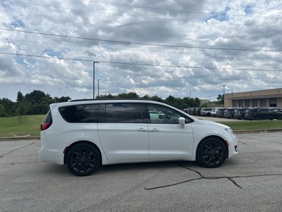 Used 2019 Chrysler Pacifica Limited