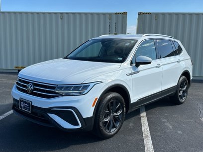 Certified 2024 Volkswagen Tiguan SE