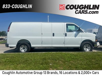 New 2025 Chevrolet Express 3500 Extended w/ Driver Convenience Package