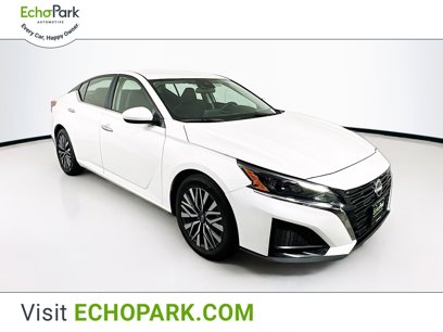 Used 2023 Nissan Altima 2.5 SV
